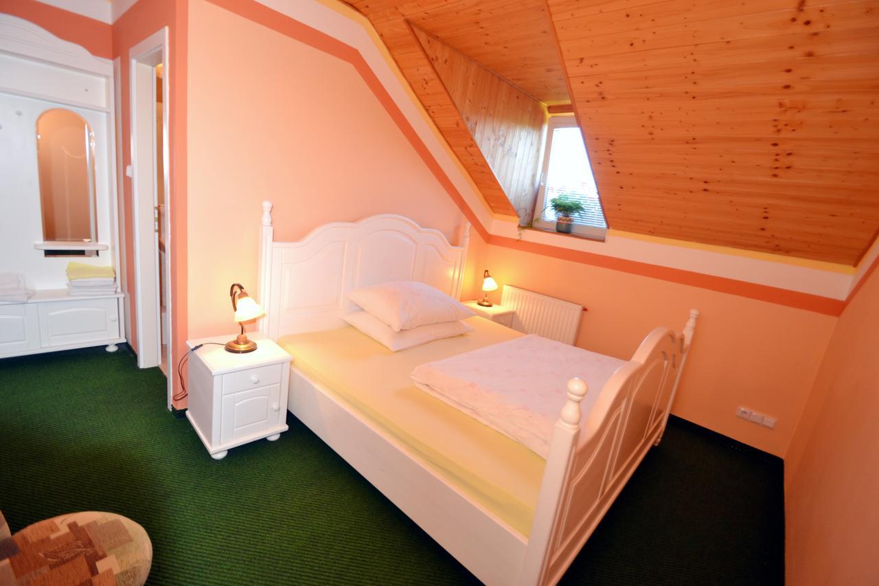 Hotel Studenec Rožmberk nad Vltavou Extérieur photo