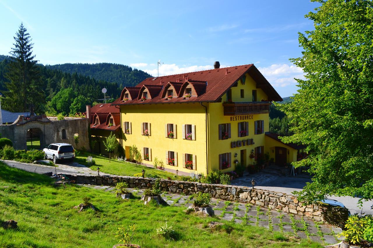 Hotel Studenec Rožmberk nad Vltavou Extérieur photo
